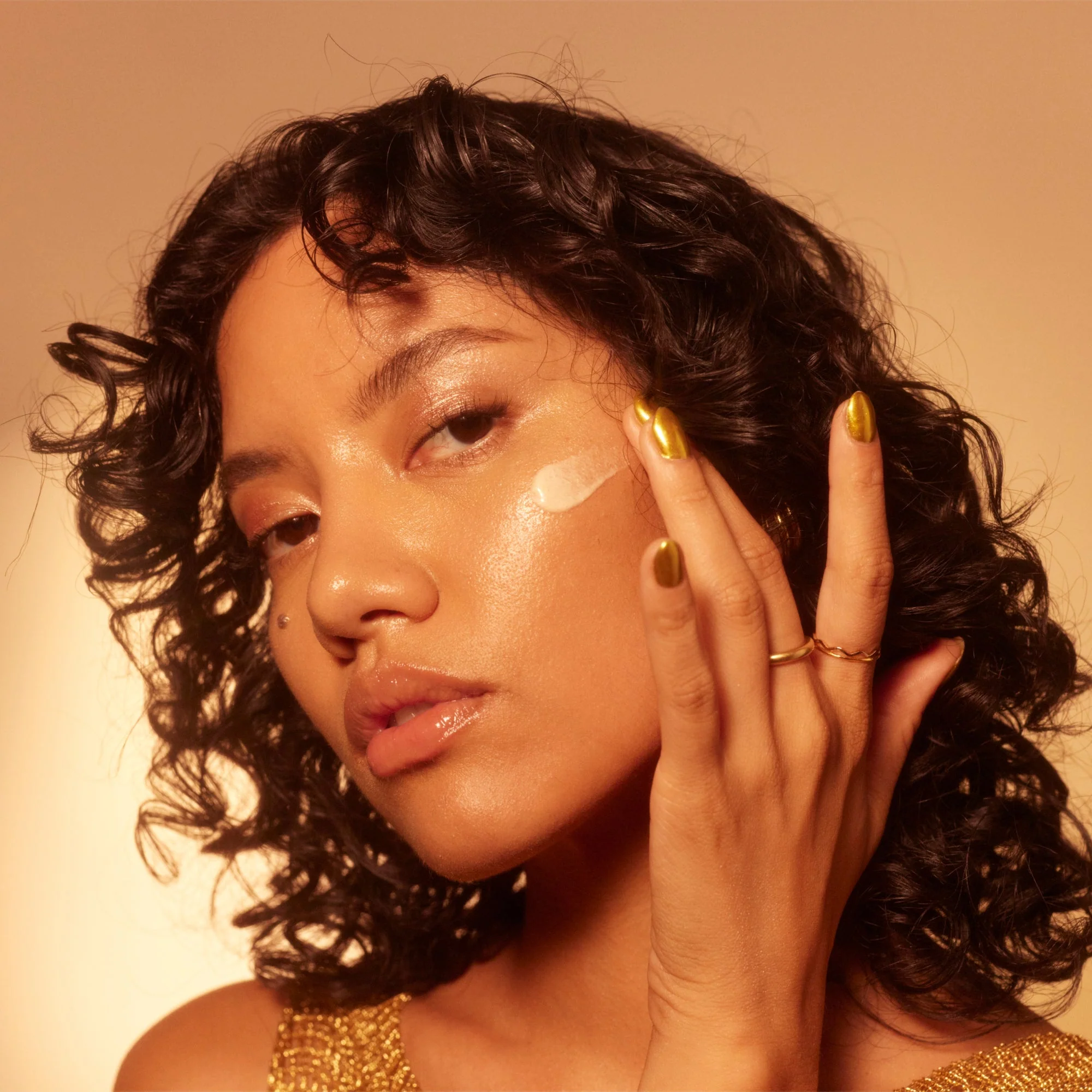 Let Me Glow Illuminating Priming Serum with Niacinamide - Image 8